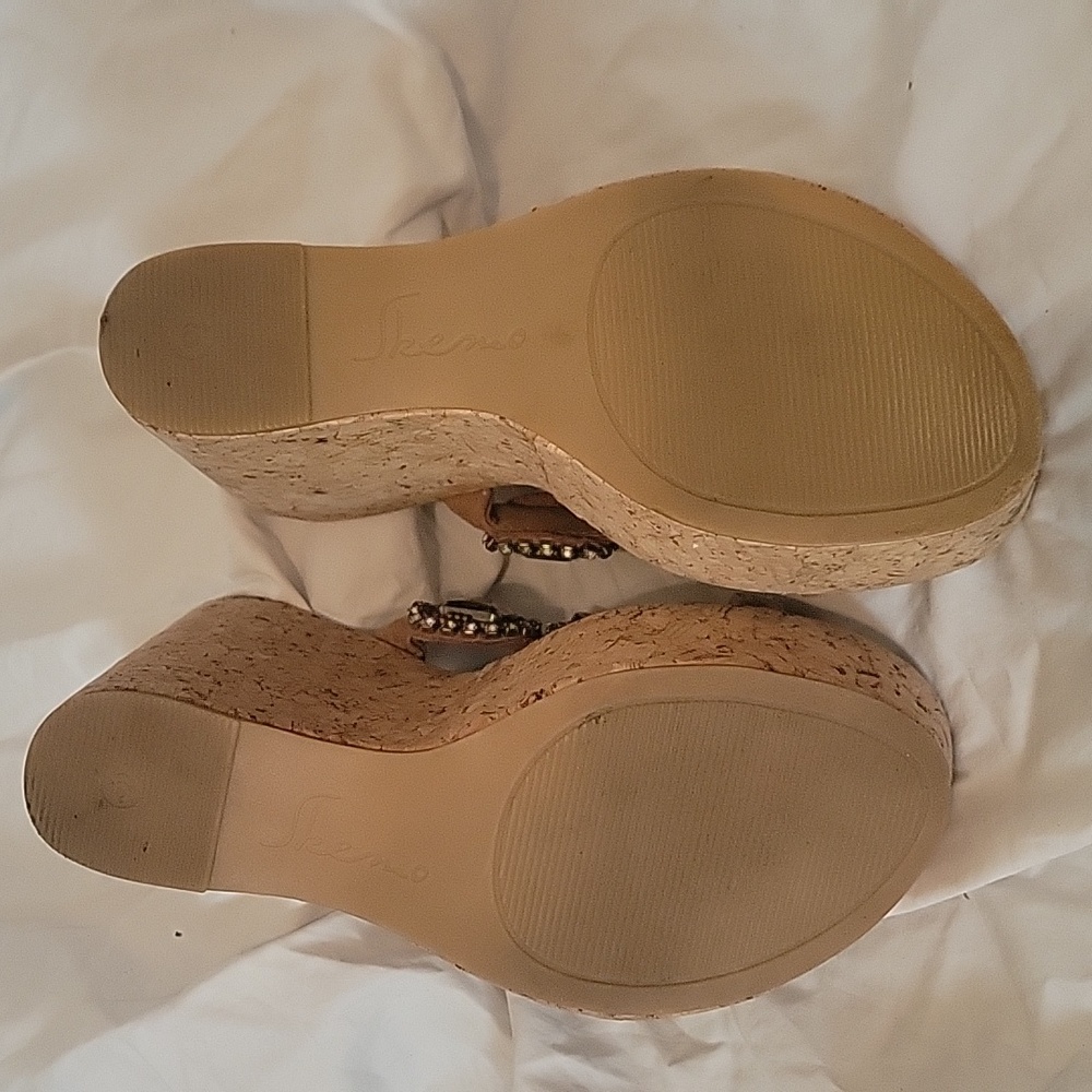 Women's shoes - Picture 4 of 4